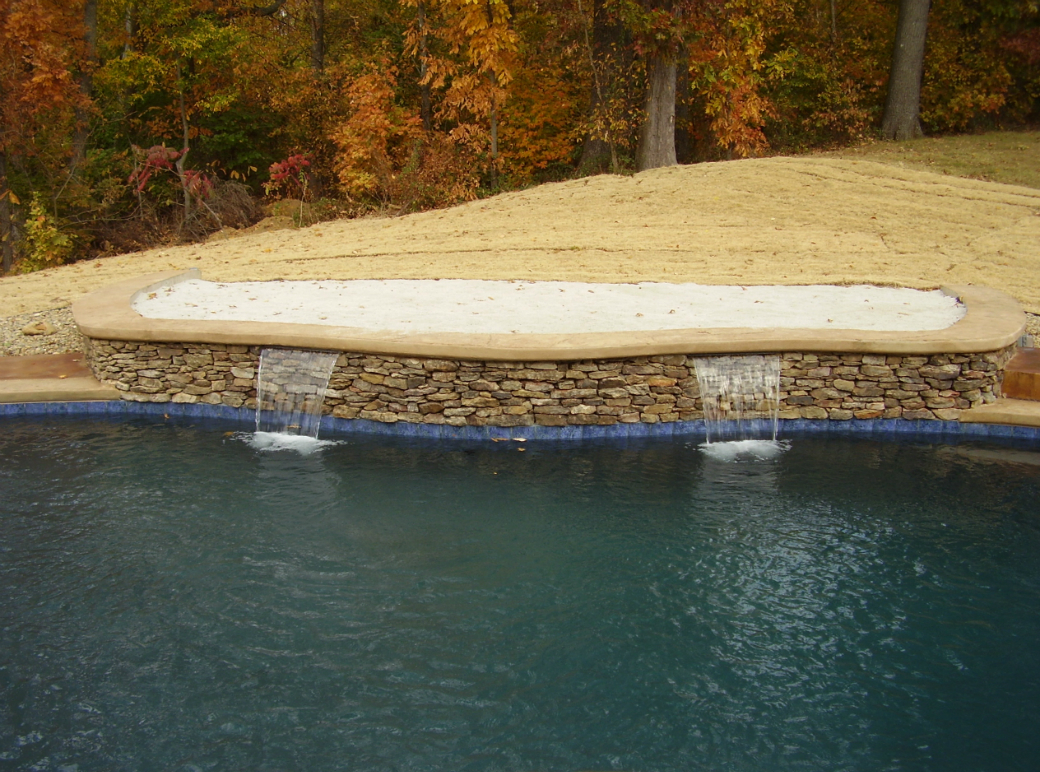 swimming pool construction 