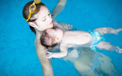 3 safe ways to swim with a baby